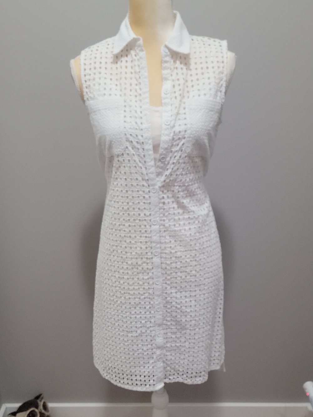 Sleeveless White Eyelet Button-Front Shirt Dress Sz S
